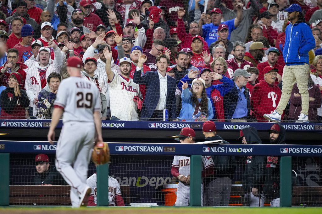 Tyler Locklear'S Homer Can'T Save D Backs: The Story You Need To Read - 1ptpiwh